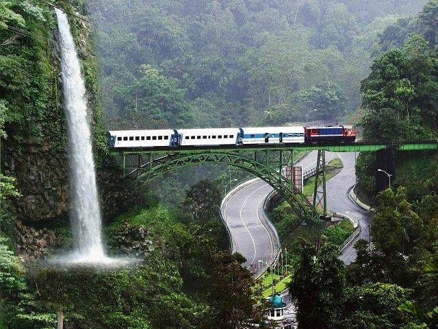 5 most beautiful trains journeys in India