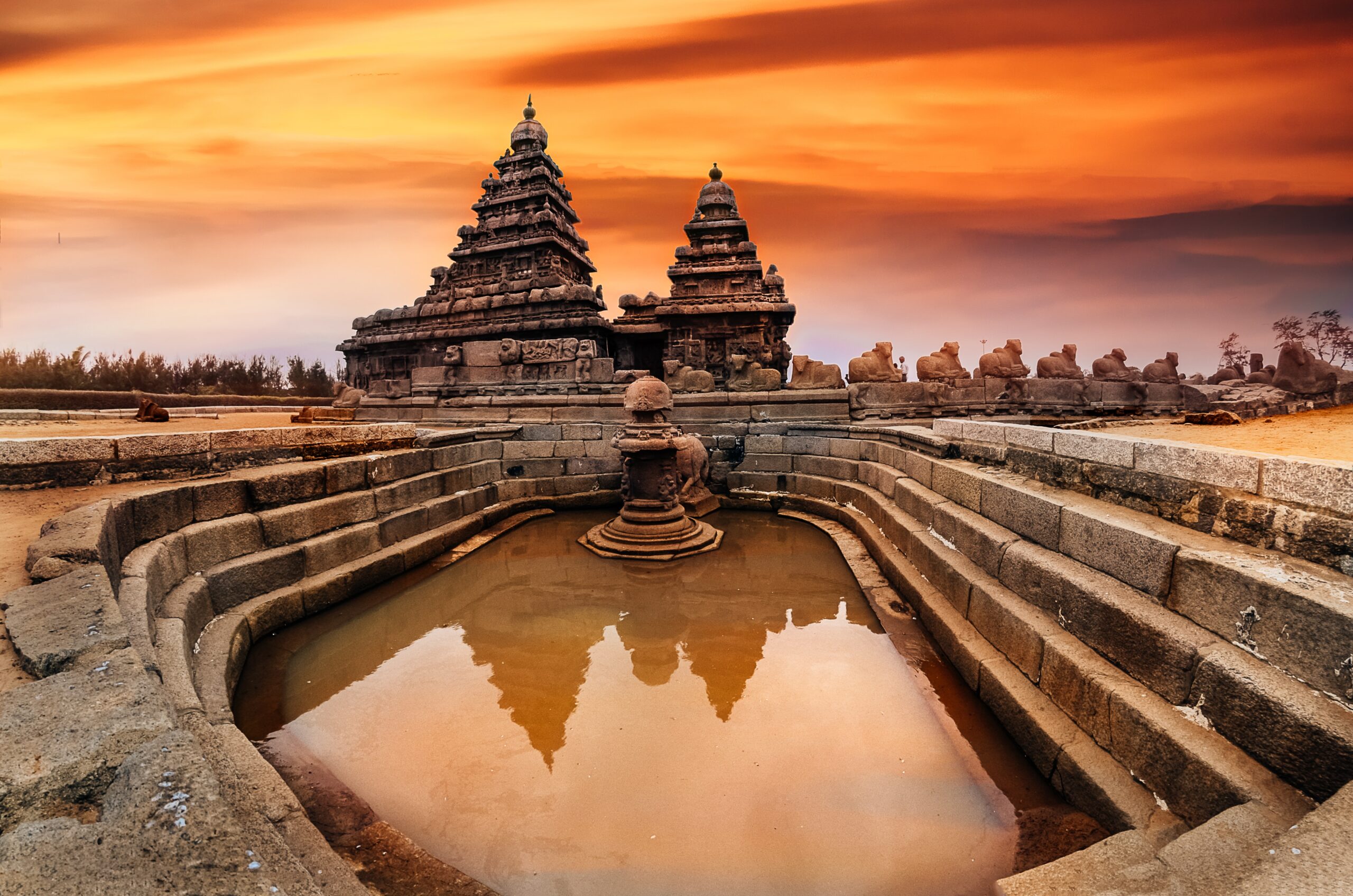 Best 10 Places to Visit in Tamil Nadu