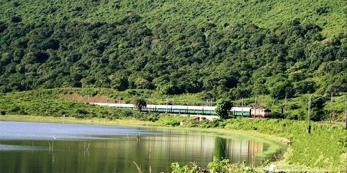 10 Most Beautiful Train Journeys in India